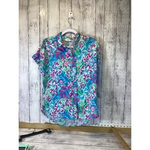 Time and Tru Women's Hawaiian Floral Button Up Top Size Small (4-6)